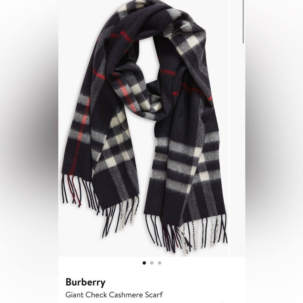 Burberry giant check scarf